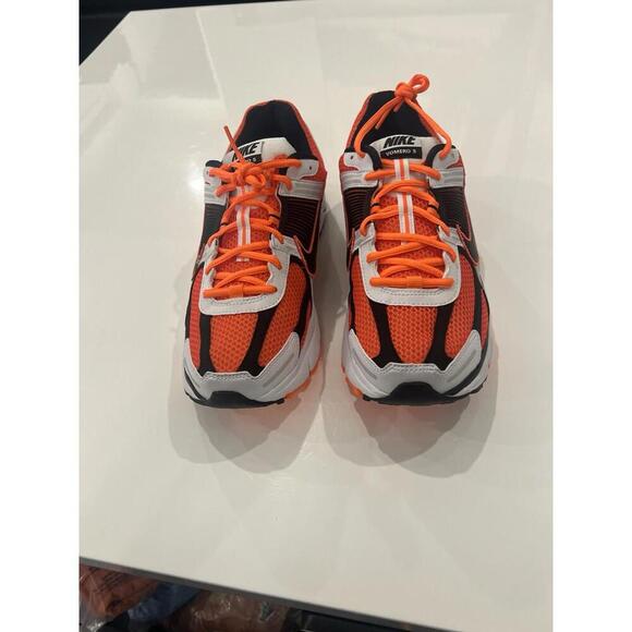 Nike Zoom Vomero 5 Orange Black White FB9149-800 Men\'s Shoes NEW Size 10 main image 10